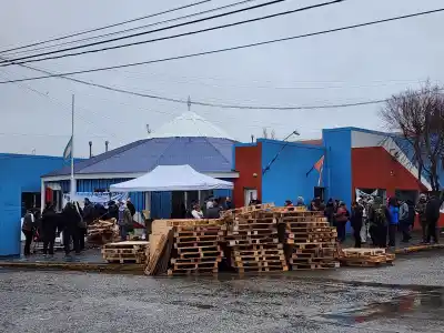 Paro docente en Tierra del Fuego: la adhesión no fue pareja y estos son los números que sorprenden
