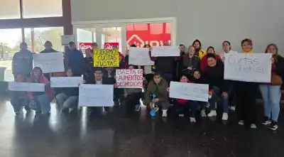El drama de los vecinos de Metán: la cuota se duplicó y ya no saben cómo pagarla