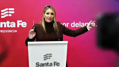 El gobierno de Santa Fe no baja los brazos: insiste para que el papa León XIV haga escala en Rosario