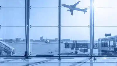 Le cancelaron el vuelo a Madrid, le devolvieron tarde y de forma incompleta: la justicia falló a su favor