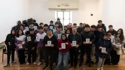 Jóvenes de Timbúes aprenden a decidir: la charla que los prepara para la vida