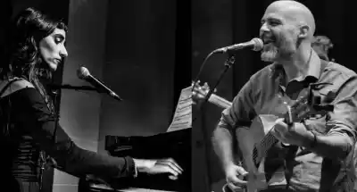Un dúo de cantautores rosarinos se presenta este viernes en el ciclo Riviera Live Music