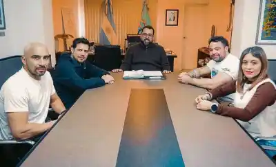 Tres atletas de Esquel viajan a competencias de élite: el municipio les dio un empujón clave