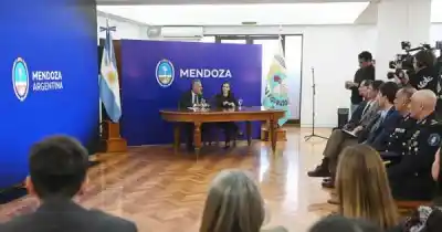 Mendoza oficializa el reconocimiento facial: ¿qué hay detrás del decreto de Cornejo?