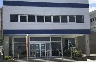 Escándalo en una escuela: un padre armado terminó con una insólita condena