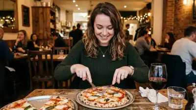 ¿Usás cuchillo y tenedor para la pizza? La psicología revela qué dice de vos ese gesto