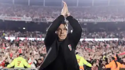 Gallardo reaparece en un lugar inesperado y con una sonrisa que genera preguntas