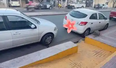 El drama de una madre: pide que señalicen la zona de discapacidad frente a una escuela