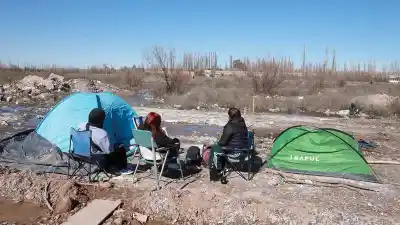 Ocuparon un terreno privado en Neuquén y lanzaron una advertencia que preocupa a las autoridades