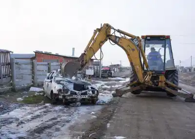 El plan de Río Grande para sacar los autos abandonados de las calles: más de 70 intervenciones en un mes