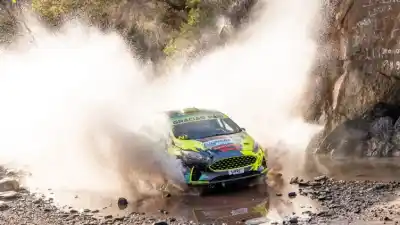 El catamarqueño que domina el Rally Riojano y va por otra hazaña en Sanagasta