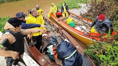 Cazaban en las islas con escopetas sin papeles: el insólito botín que encontraron