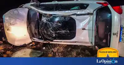 Volcó en la Ruta 43 bajo la lluvia: el insólito detalle que sorprendió a los rescatistas