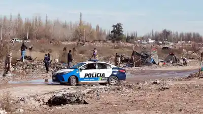 Un centenar de familias ocupa un terreno en Neuquén y la Justicia ya ordenó el desalojo