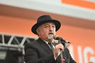 El intendente de Comodoro reveló por qué no adelantará las elecciones y qué pasará con el boleto