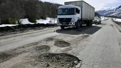 El drama de la Ruta 40 que une a Bariloche y El Bolsón: piden una solución que no sea solo bacheo