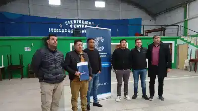 El paso clave que lograron los artesanos de la rodocrosita en Andalgalá