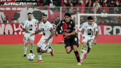 Newell's recibe a Banfield con la chance de escalar en las tablas