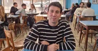 Mateo Sujatovich adelanta su show en Rosario: confesiones, discos y una canción que le hubiera gustado componer