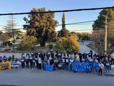 Siguen presos: la Justicia extendió la detención de los dos policías por la muerte de Florencia Morales
