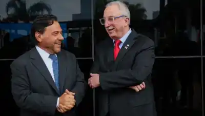 Los diputados de Sáenz forman un nuevo bloque y prometen negociar 'ley por ley'