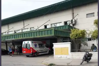 Golpeó a su hijo con un caño en la cabeza durante una pelea por problemas de convivencia
