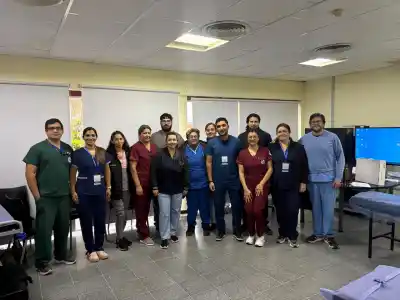 Enfermería se capacita en ultrasonografía clínica con una nueva diplomatura