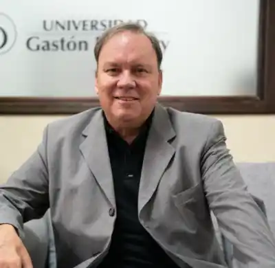 El prestigioso arquitecto que desembarcó en Posadas y promete revolucionar la mirada local
