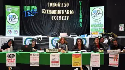 El polémico «arraigo docente» que divide a Unter: ¿qué decidirá el Congreso?