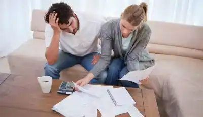 Alerta en Tucumán: buscan ponerle un freno a los descuentos que dejan a empleados públicos sin sueldo