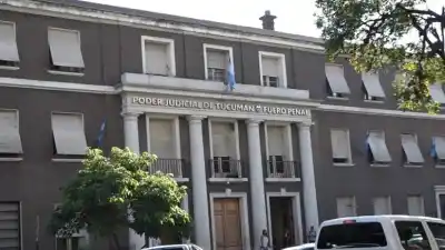 Policías de Tucumán, acusados de extorsionar a un chofer de aplicación: “La hagamos cortita, con qué vas a colaborar”