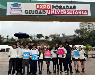 Más de 300 opciones: la Expo Posadas Ciudad Universitaria sigue sumando jóvenes que buscan su futuro