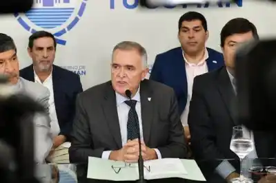 El gobernador Jaldo, al límite por el caso del bebé en Concepción: "Hay que estar en el cuerpo de esos padres"