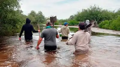 Villa Salavina en alerta: el río Saladillo del Rosario se desborda y activa un operativo de emergencia