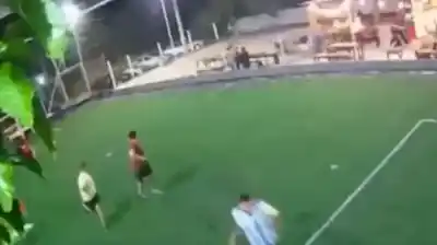 Caos en una cancha de La Matanza: el grito de terror que paralizó el partido
