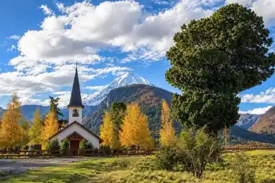 ¿Conocés la capilla escondida en la Patagonia que combina fe y paisajes de ensueño?