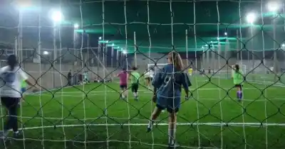 El botín se le trabó en la alfombra: la Justicia condenó al predio a pagarle una fortuna
