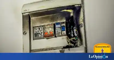 Humo en un tablero eléctrico de Caleta Olivia: bomberos actuaron para evitar un incendio