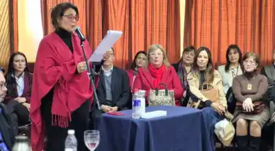185 docentes misioneros recibieron su certificado: la diplomatura que abre la puerta a la titularización