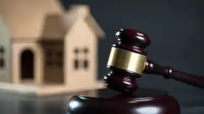 Pidió un préstamo en 1999 y ahora tres familias pueden quedar en la calle: la insólita historia en Neuquén