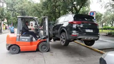 La camioneta que desafiaba al tránsito en Barrio Sur: el final que nadie esperaba