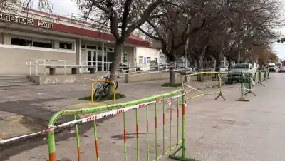 Atención conductores: cambian las reglas de tránsito y estacionamiento en el hospital Zatti
