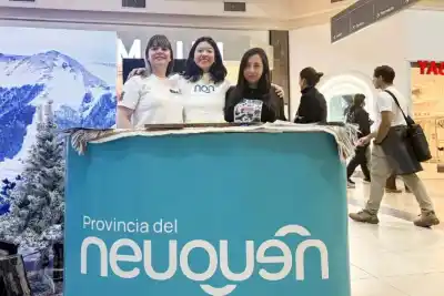 Centenario conquista el Portal Patagonia Shopping: promoción turística con juegos y degustaciones