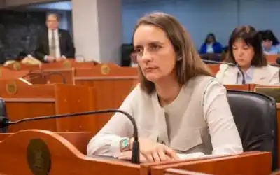 Boletas de luz de hasta $500.000 en el oeste catamarqueño: la senadora Blas promete llevar el reclamo al Senado