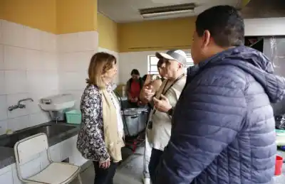 Escuelas tucumanas se convierten en refugio: el operativo de emergencia que nadie vio venir