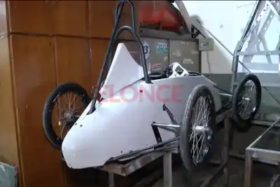 El auto eléctrico que construyeron alumnos de una escuela técnica y sorprendió en Paraná