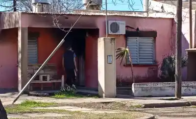 Incendio en el barrio Roca: confirmaron que fue intencional y buscan a los responsables