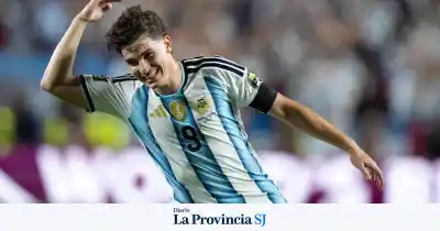 El Atlético de Madrid aceptaría vender a Julián Álvarez, pero con una condición que complica al Barcelona
