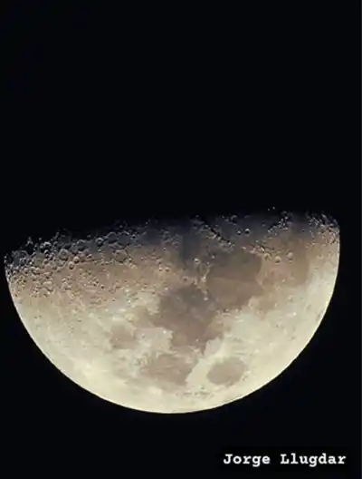 El misterio de la luna bandeña que ilumina Santiago del Estero