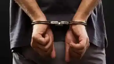 Violó una restricción y atacó a su pareja: la Policía lo arrestó en plena noche